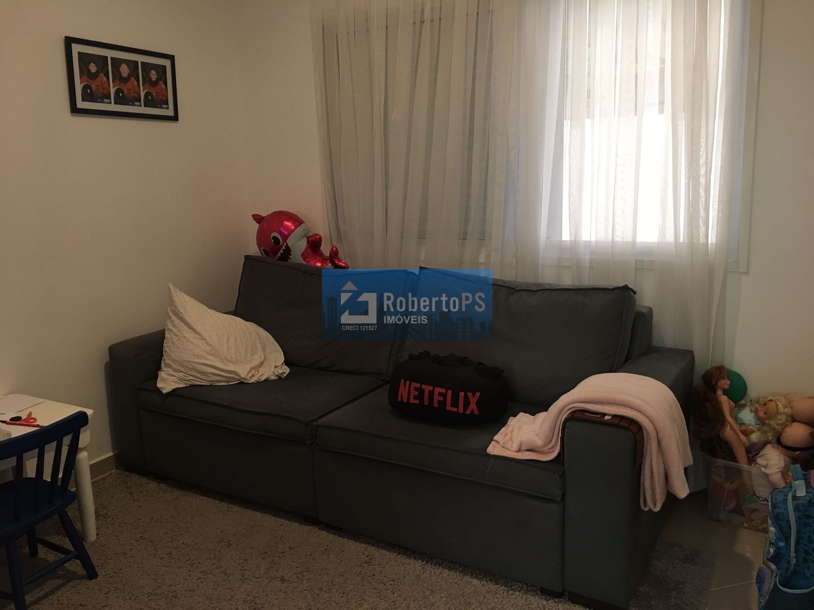 Lindo sobrado em condomínio com 5 suítes aquecimento solar e 4 vagas