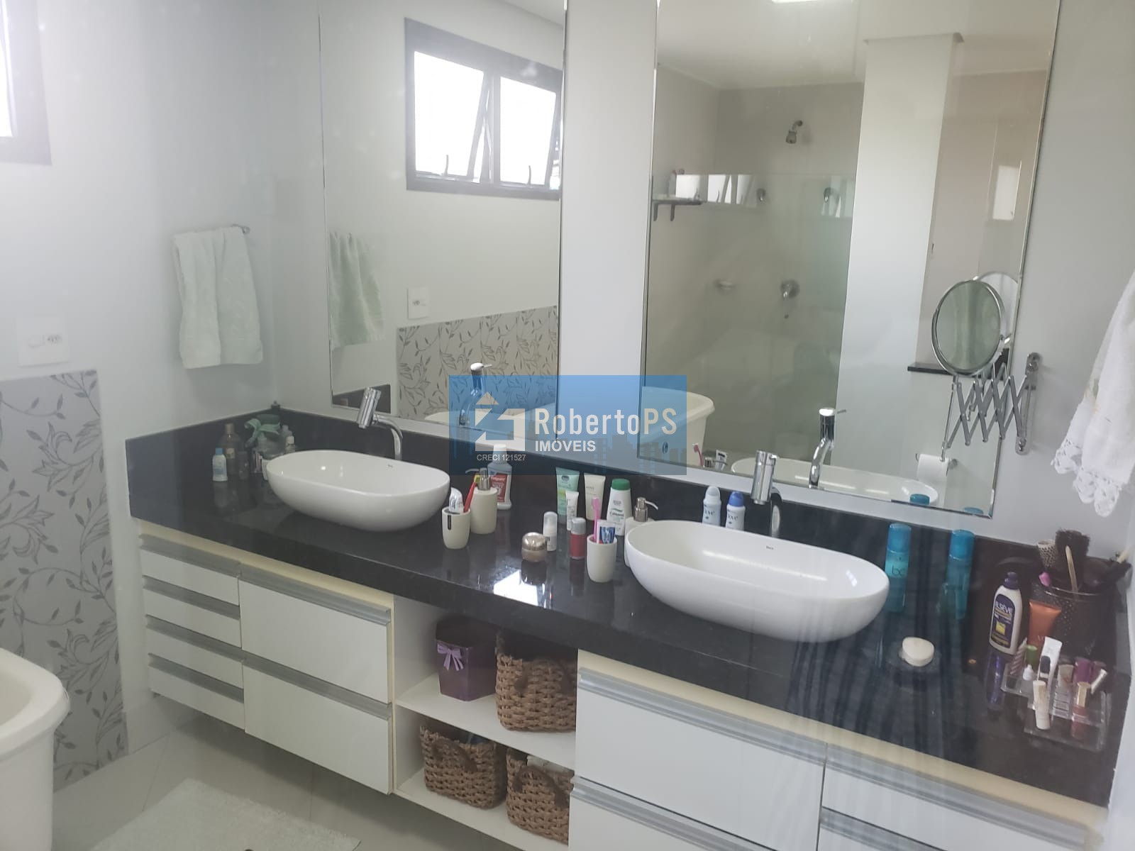 Sobrado com 4 quartos / 2 suítes com consultório em anexo e  - foto 13