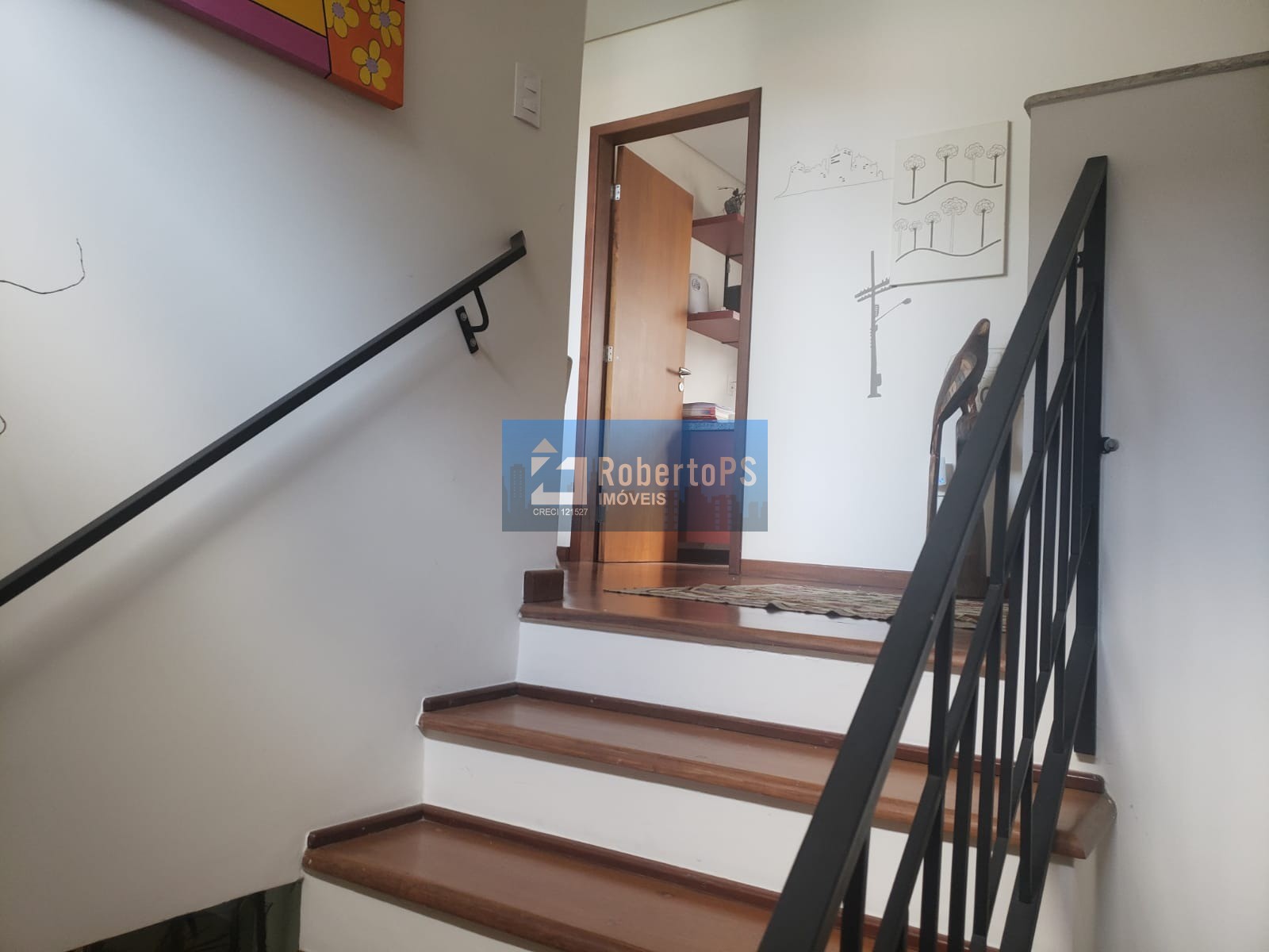 Sobrado com 4 quartos / 2 suítes com consultório em anexo e  - foto 9