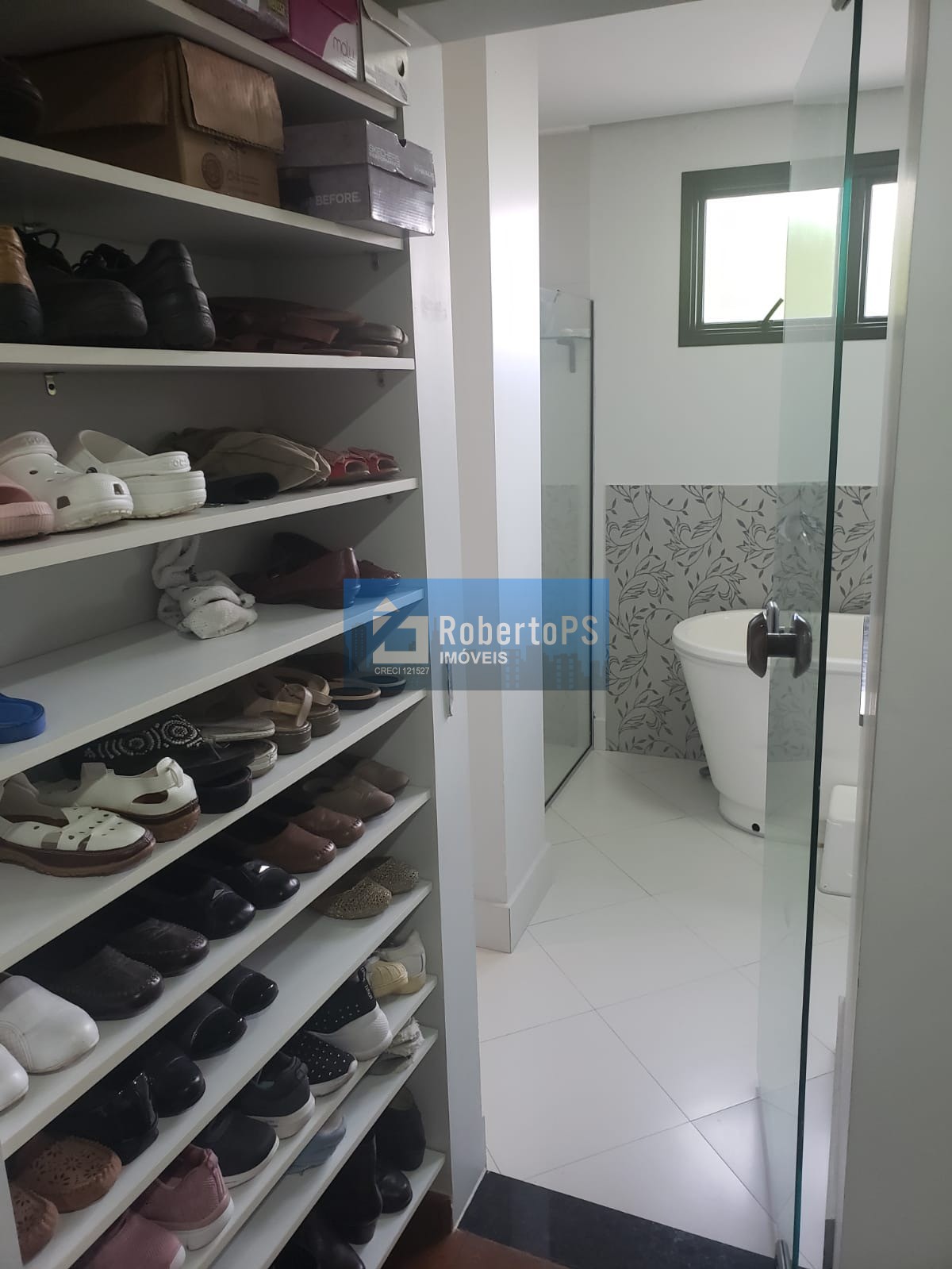 Sobrado com 4 quartos / 2 suítes com consultório em anexo e  - foto 14