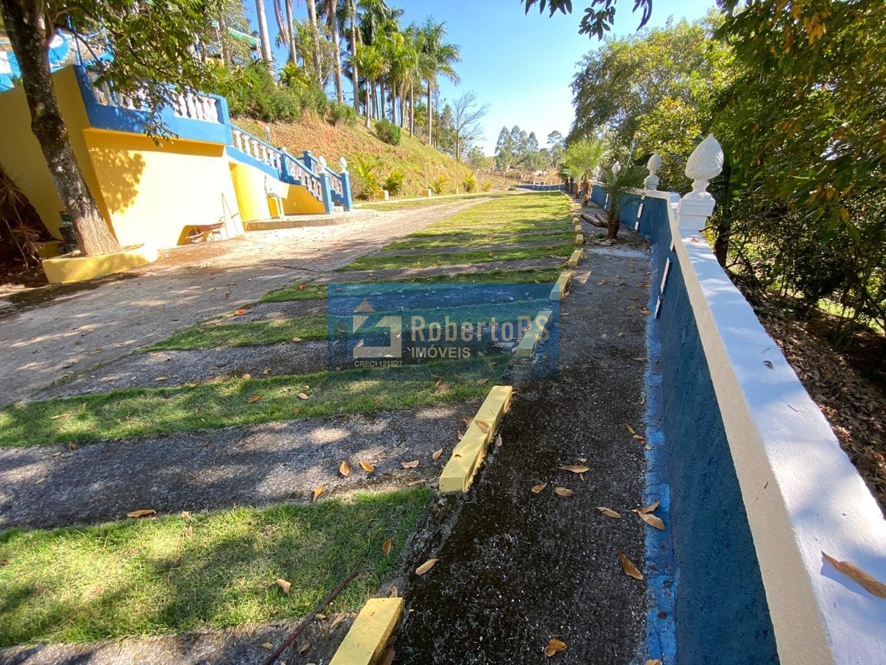 Linda Chácara com 16.000 metros de área a 10km do centro de SJCampos