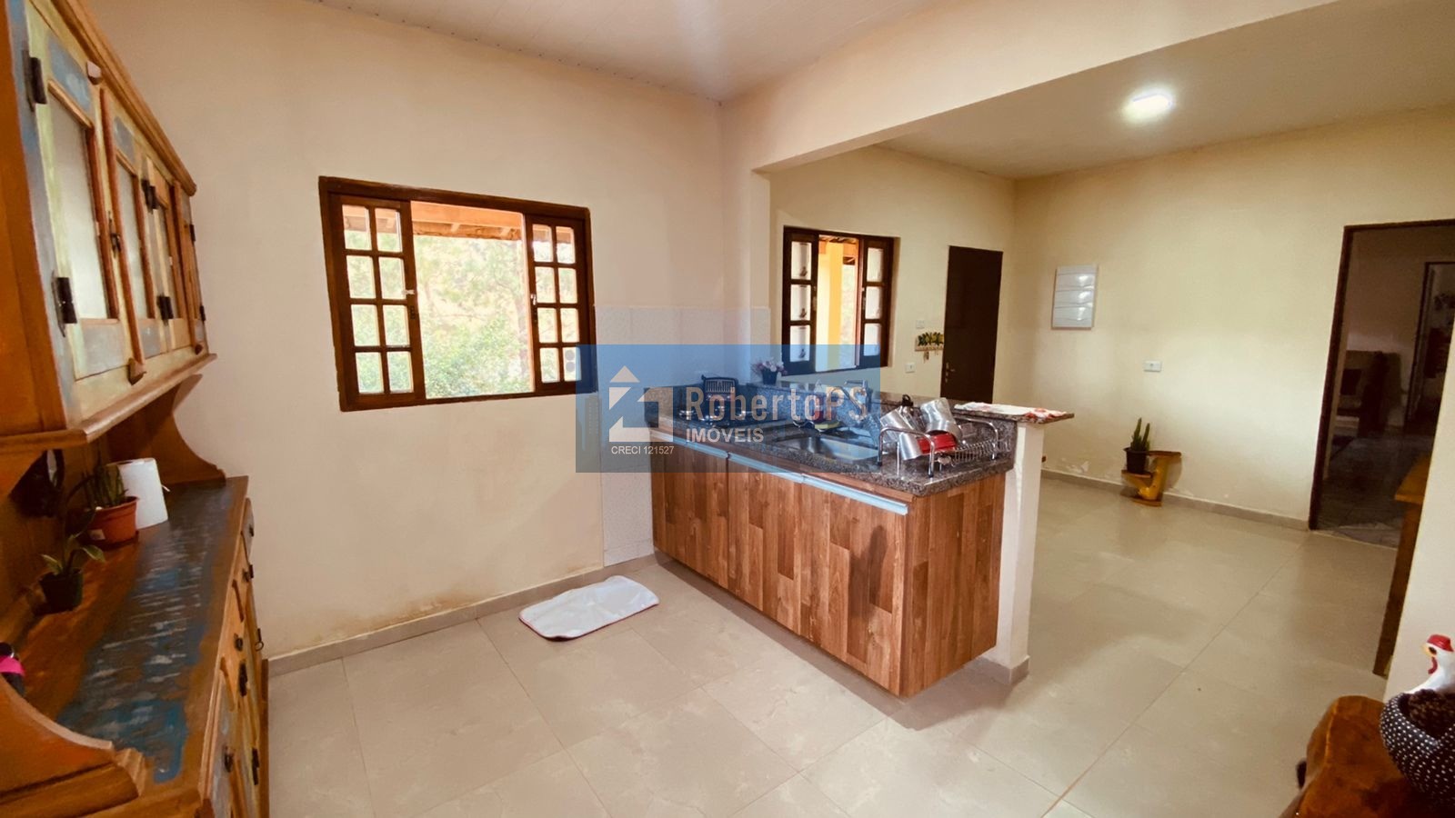 Chácara de 24000m2 (1 alqueire) com localização e vista maravilhosa