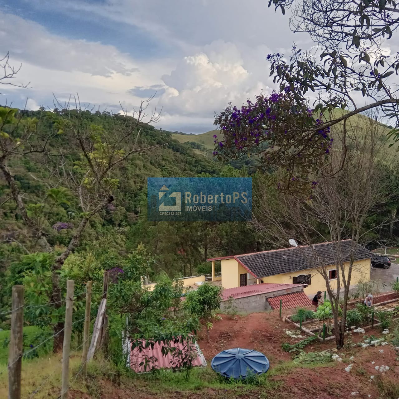 Chácara de 24000m2 (1 alqueire) com localização e vista maravilhosa