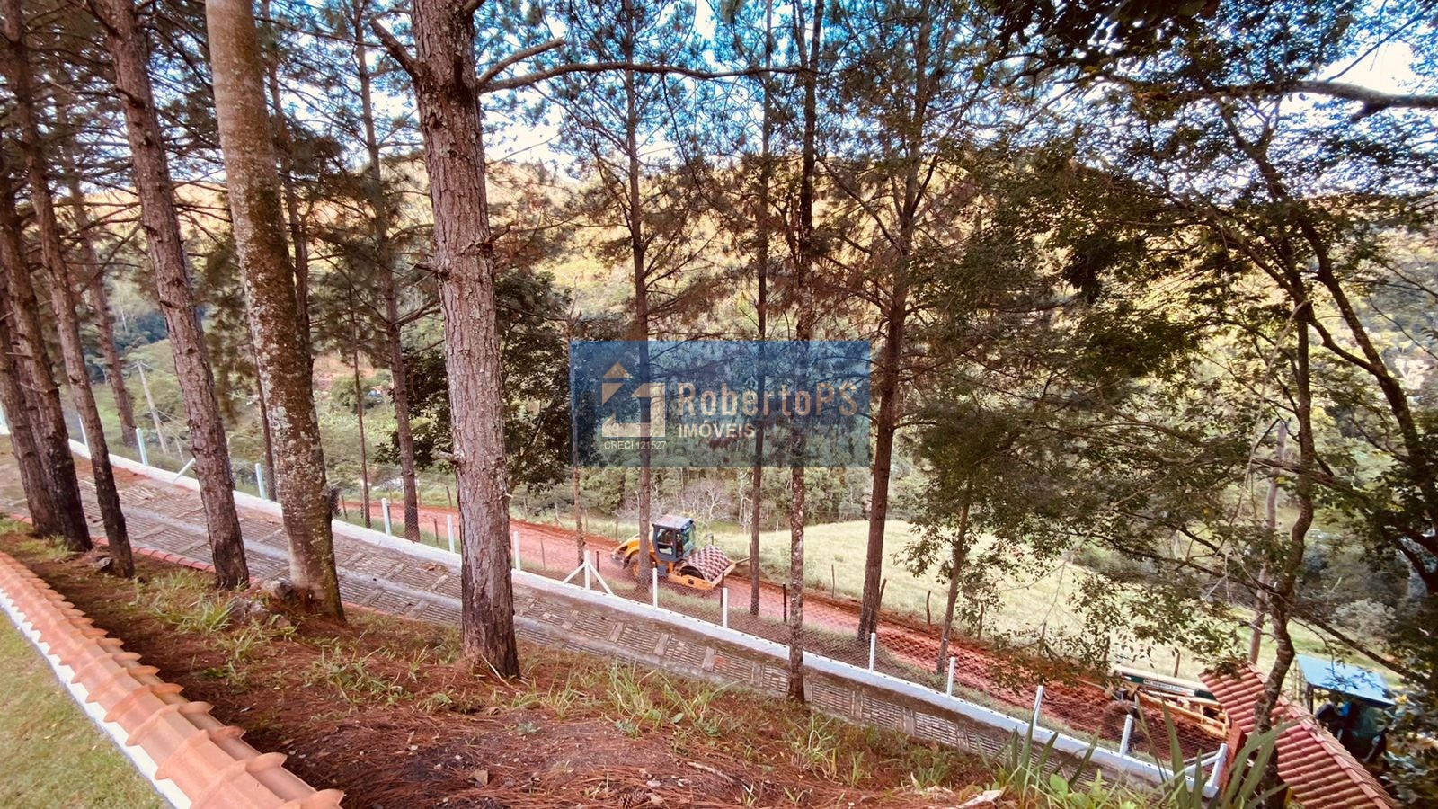 Chácara de 24000m2 (1 alqueire) com localização e vista maravilhosa