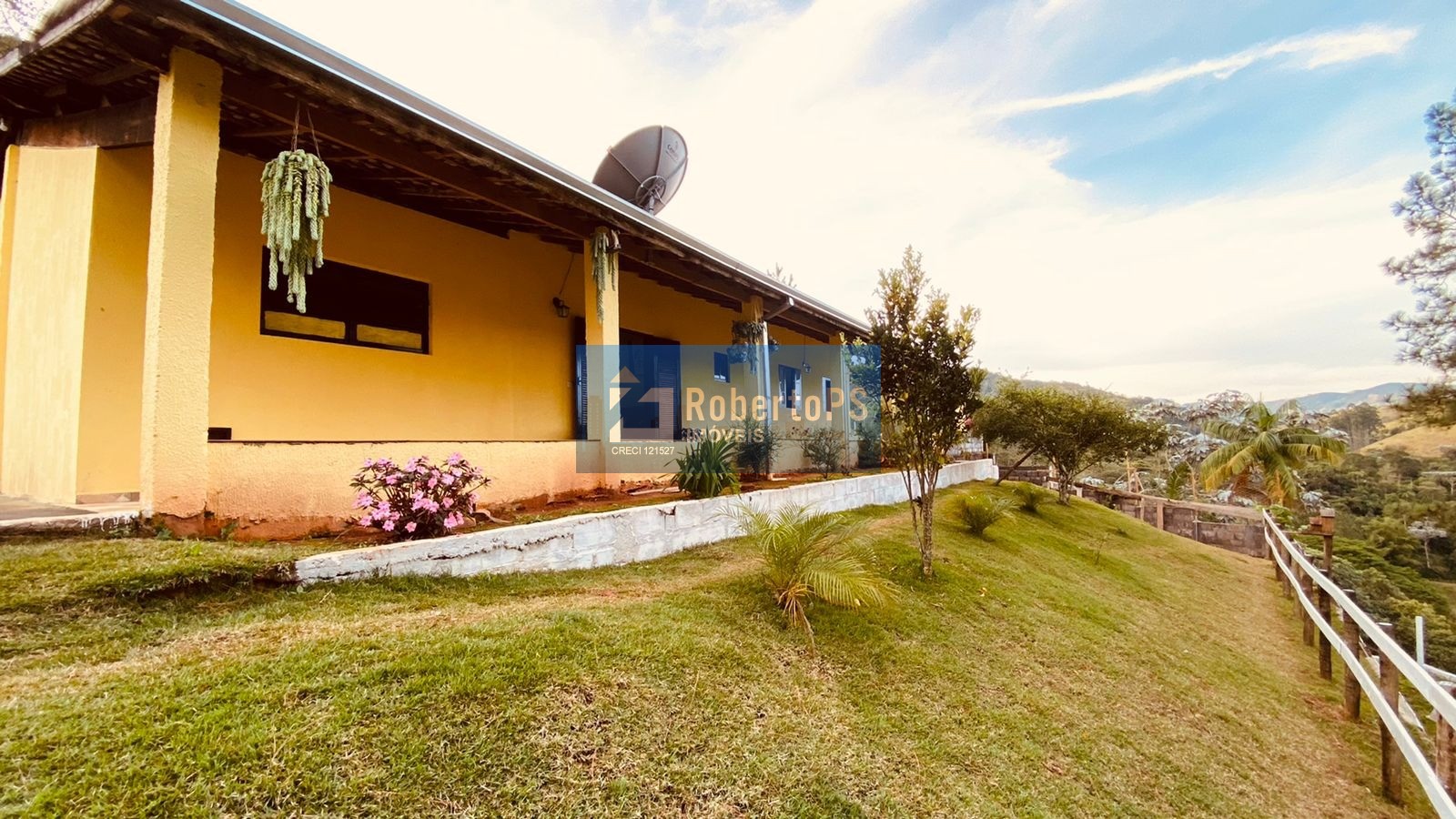 Chácara de 24000m2 (1 alqueire) com localização e vista maravilhosa