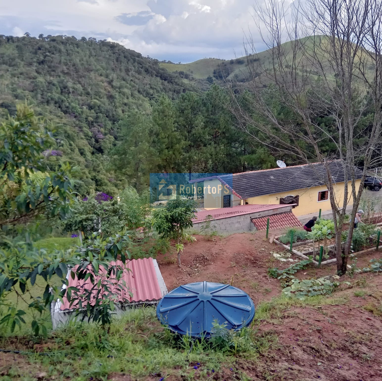 Chácara de 24000m2 (1 alqueire) com localização e vista maravilhosa