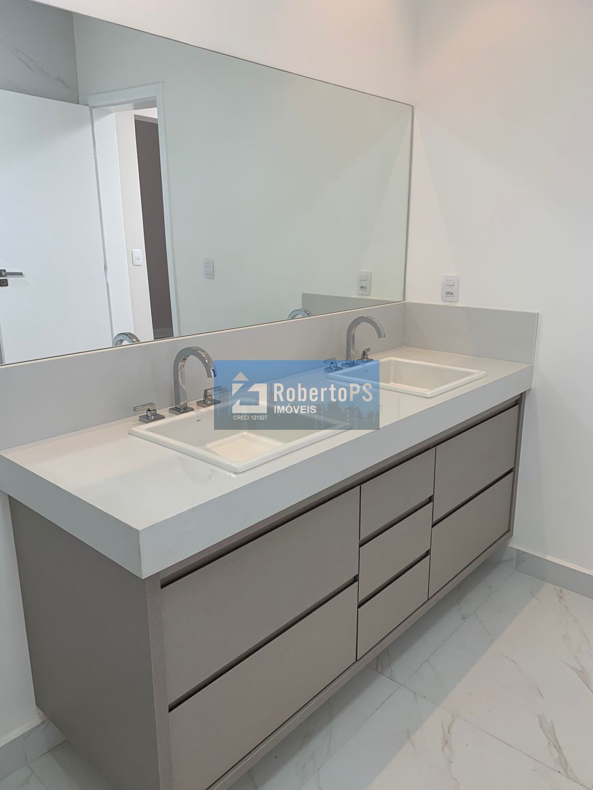 Linda casa térrea 4 suítes, 300 m2, Piscina, Colinas do Paratehy Norte, Urbanova, São José dos Campos, São Paulo