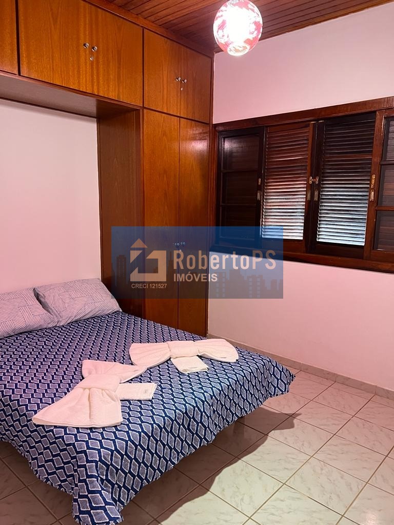 Imperdível: Sítio à venda no Centro de Santo Antônio do Pinhal-SP, com 4 quartos, 1 suíte, 2 salas, 4 banheiros, 8 vagas e 13.000m².