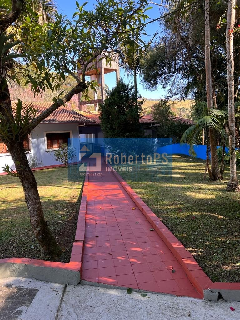 Imperdível: sítio à venda no centro de santo antônio do pinh