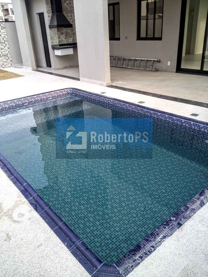 Casa em Condomínio à Venda em São José dos Campos-SP, 4 quartos, 1 suíte, 2 salas, 5 banheiros, 2 vagas, 241m². Venha Conferir!