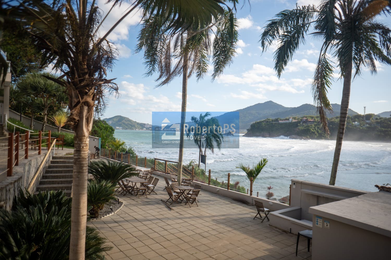 Oportunidade única: Pousada à venda em Ubatuba-SP, Centro - 20 quartos, 20 suítes, 60 salas, 22 banheiros, 20 vagas, 884m².