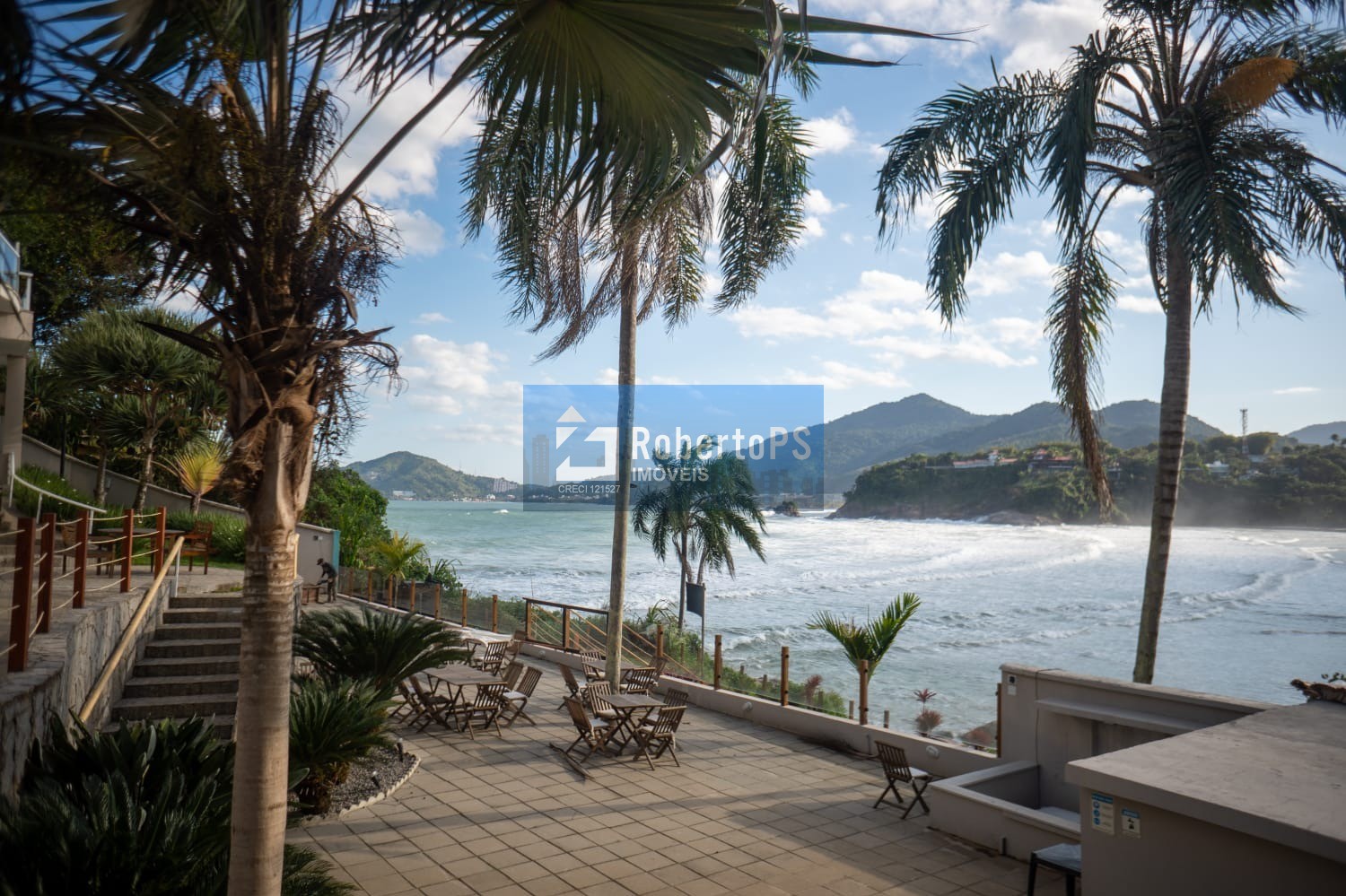 Oportunidade única: Pousada à venda em Ubatuba-SP, Centro - 20 quartos, 20 suítes, 60 salas, 22 banheiros, 20 vagas, 884m².