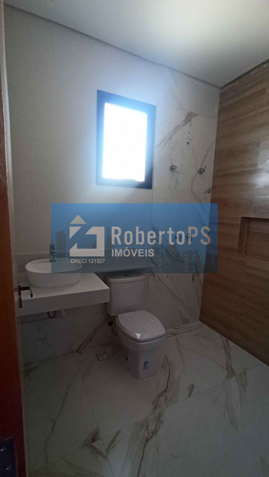 Casa em Condomínio à Venda em São José dos Campos-SP, 4 quartos, 1 suíte, 2 salas, 5 banheiros, 2 vagas, 241m². Venha Conferir!