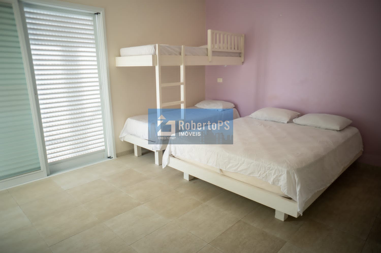 Oportunidade única: Pousada à venda em Ubatuba-SP, Centro - 20 quartos, 20 suítes, 60 salas, 22 banheiros, 20 vagas, 884m².