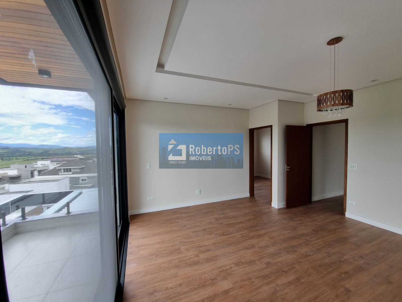 Casa maravilhosa 4 suítes, área gourmet e piscina aquecida no Urbanova