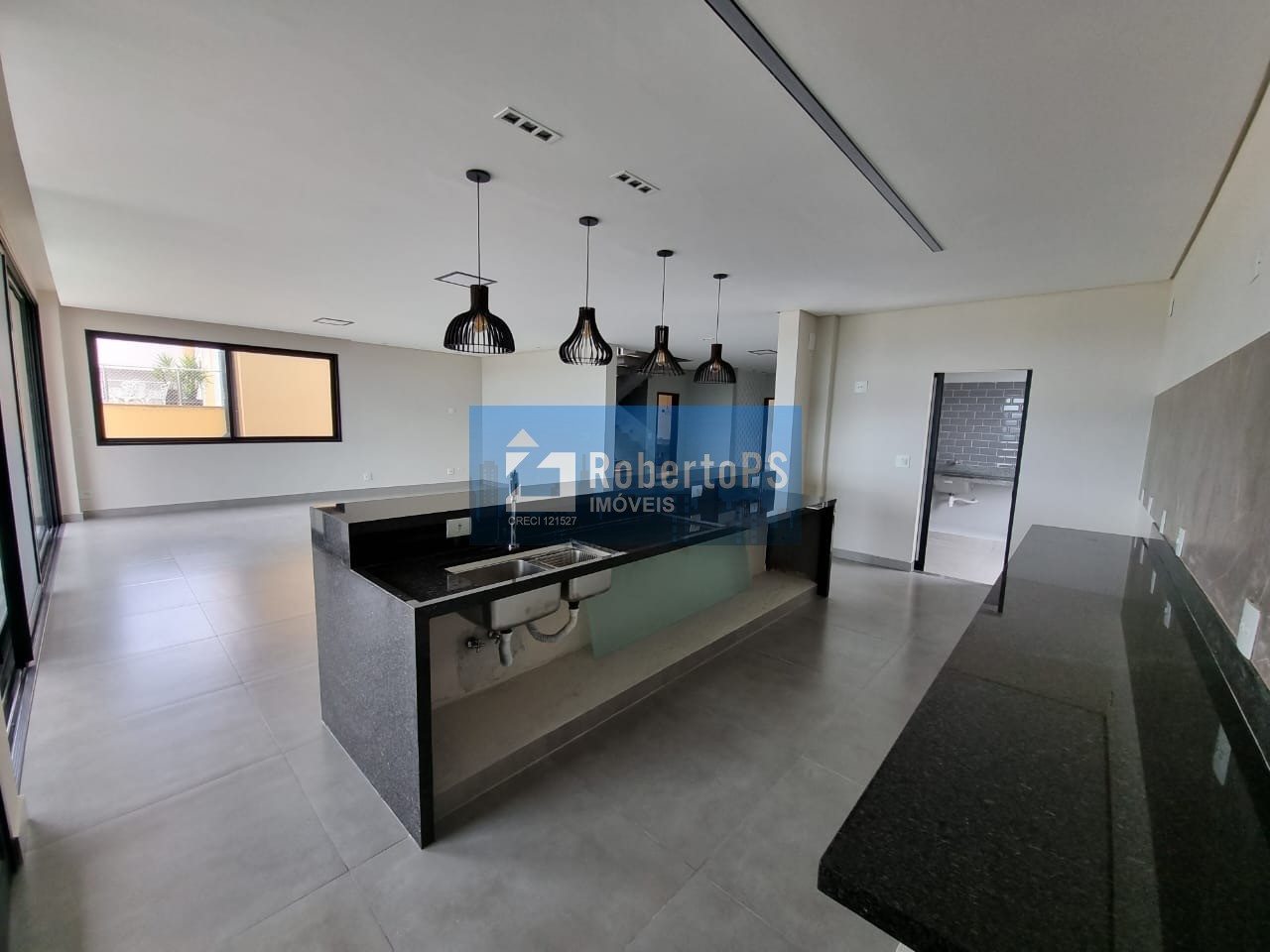 Casa maravilhosa 4 suítes, área gourmet e piscina aquecida no Urbanova