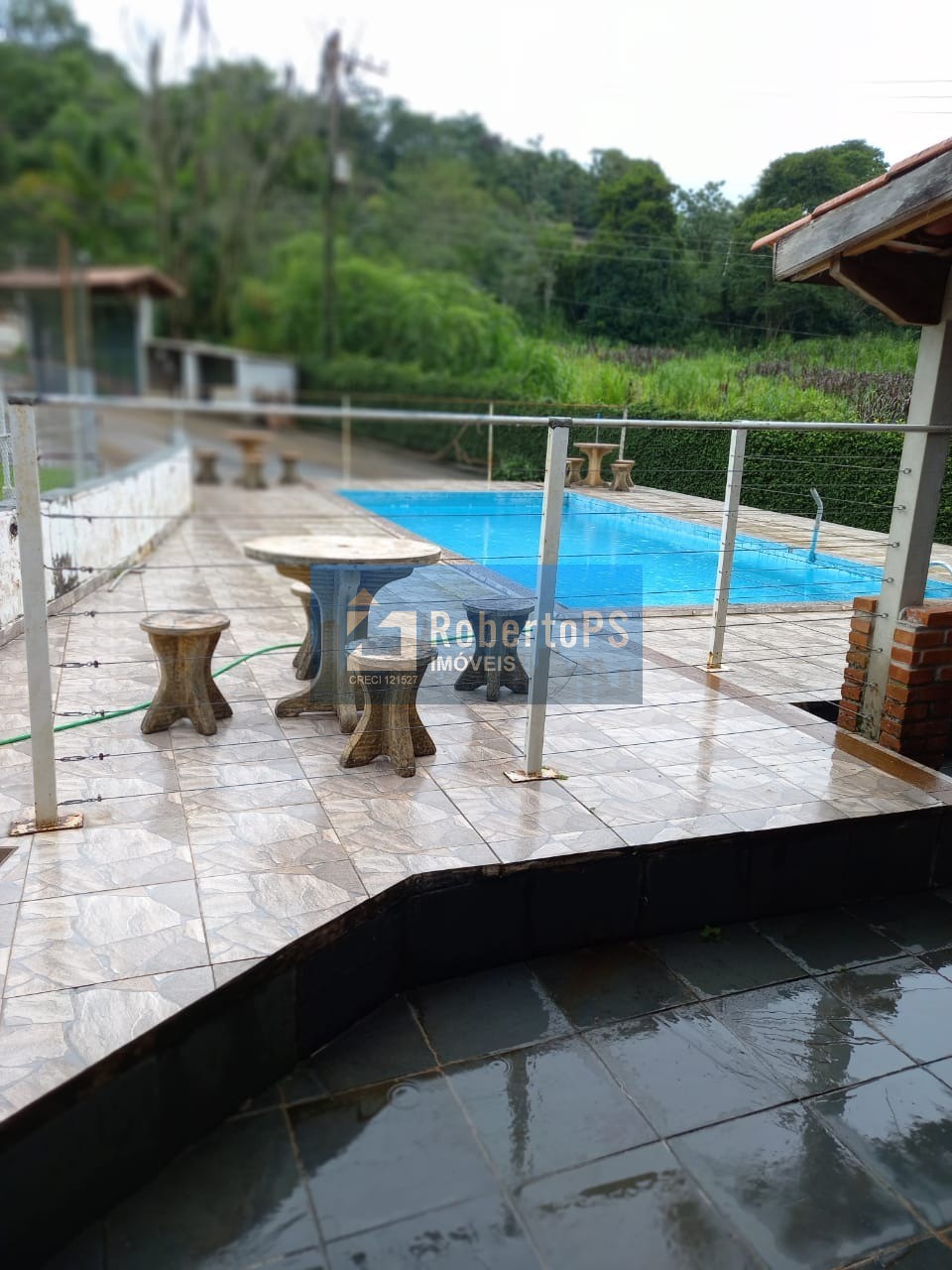 Vendo sitio de luxo no canto das águas em jacareí-sp: 3 quar