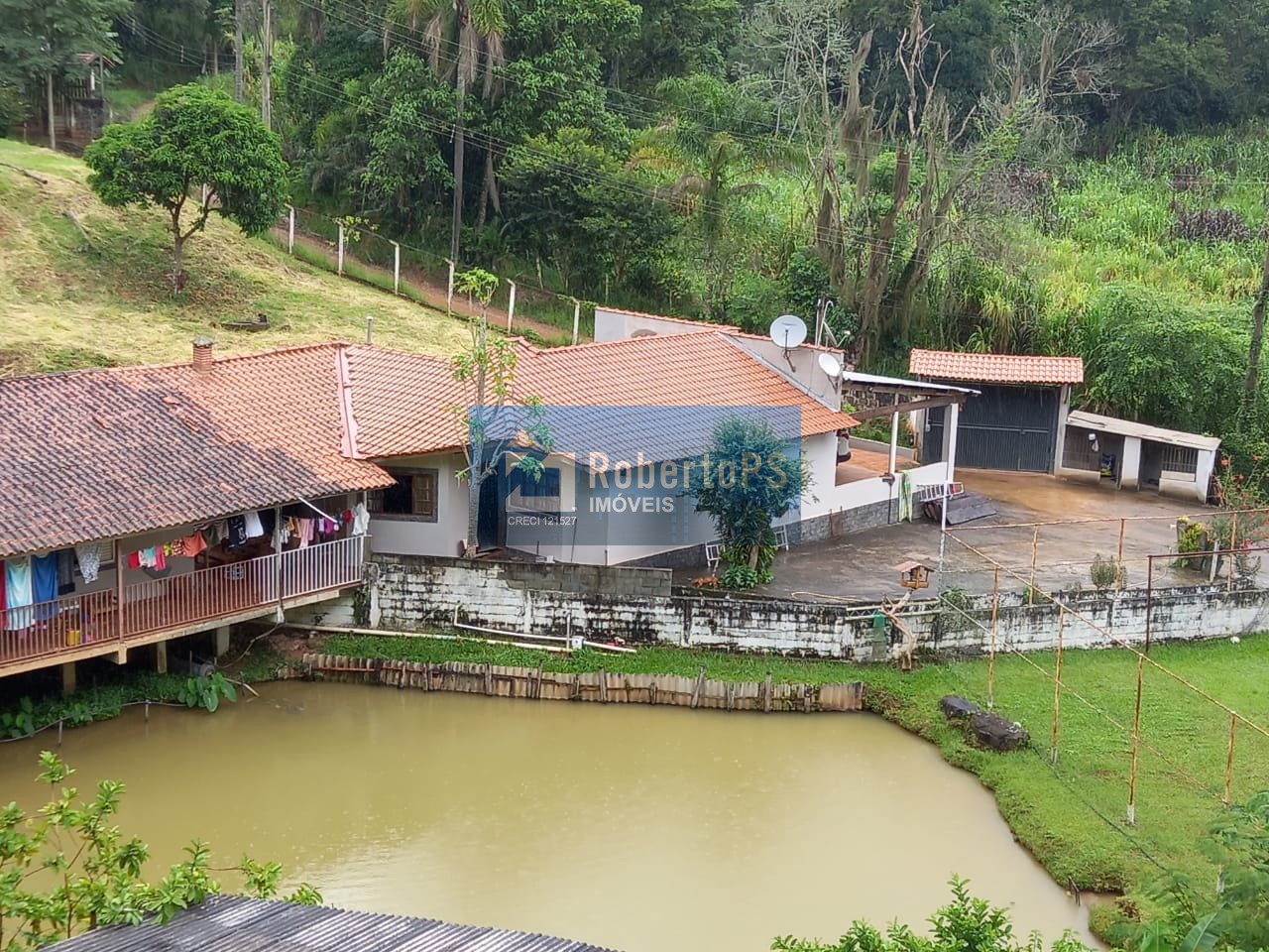 Vendo sitio de luxo no canto das águas em jacareí-sp: 3 quar