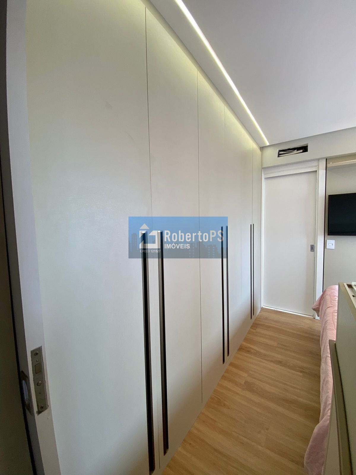 Imperdível oportunidade de apartamento à venda na Vila Industrial, São José dos Campos-SP: 2 quartos, 1 suíte, sala, 2 banheiros, 1 vaga de garagem e 55m².