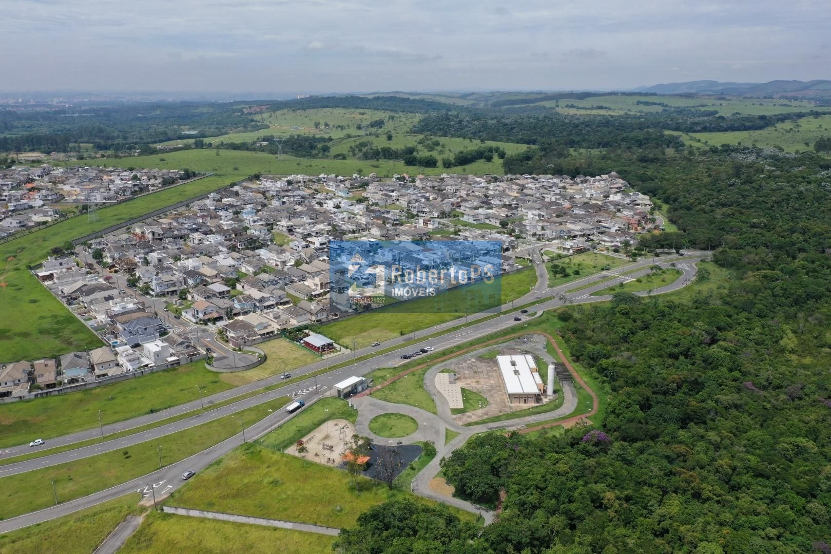 Terreno de Esquina Plano 487 m2 Condomínio Altos da Serra 6 - Urbanova - São José dos Campos/SP R$ 1.010.000,00