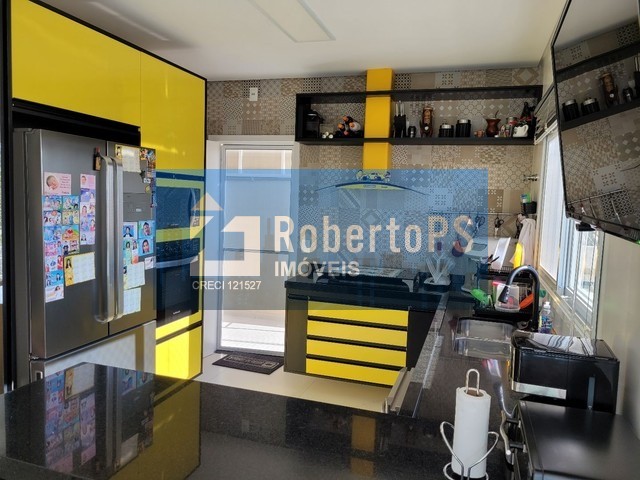 Lindo sobrado de 3 dormitórios no urbanova