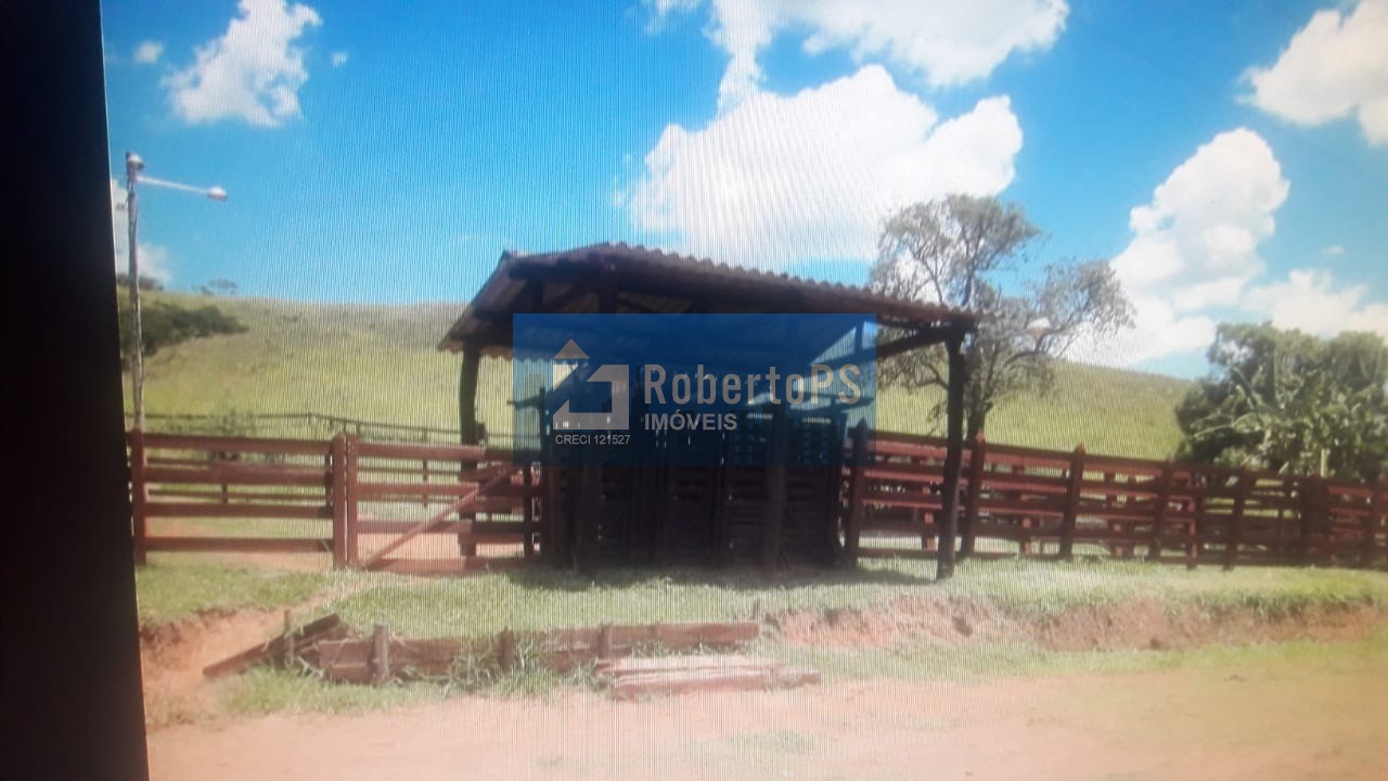 Fazenda com 206 hectares localizada entre são lourenço e cax