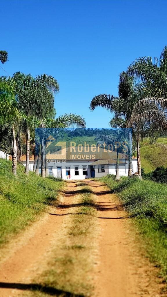 Fazenda de 190 hectares com casa sede construída no ano de 1