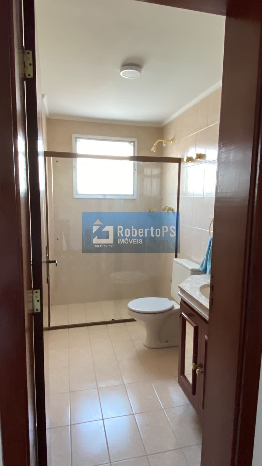Abaixamos o valor desse imperdível apartamento à venda em Pindamonhangaba-SP, Centro: 3 quartos, 1 suíte, 1 sala, 3 banheiros, 2 vagas. 135,00m²