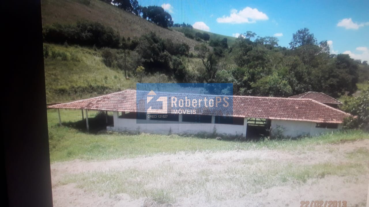 Fazenda com 206 hectares localizada entre são lourenço e cax