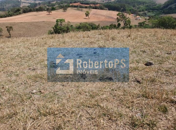 Fazenda de 242 hectares no centro de cruzília-mg, com 8 banh