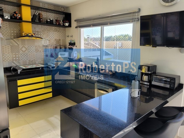 Lindo sobrado de 3 dormitórios no urbanova