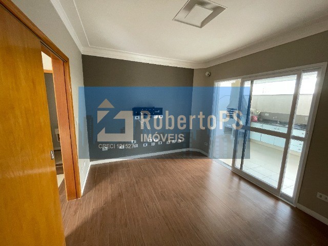 Lindo sobrado em condomínio no urbanova com vista para serra