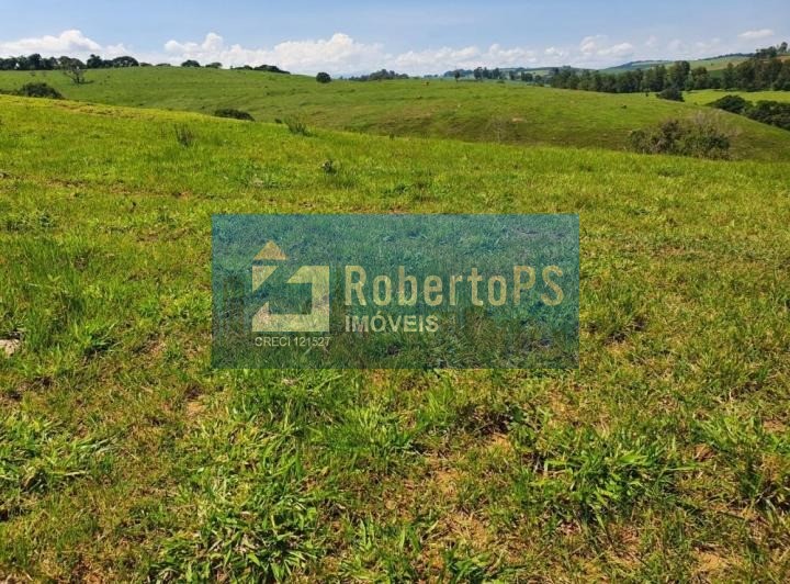 Fazenda de 242 hectares no centro de cruzília-mg, com 8 banh