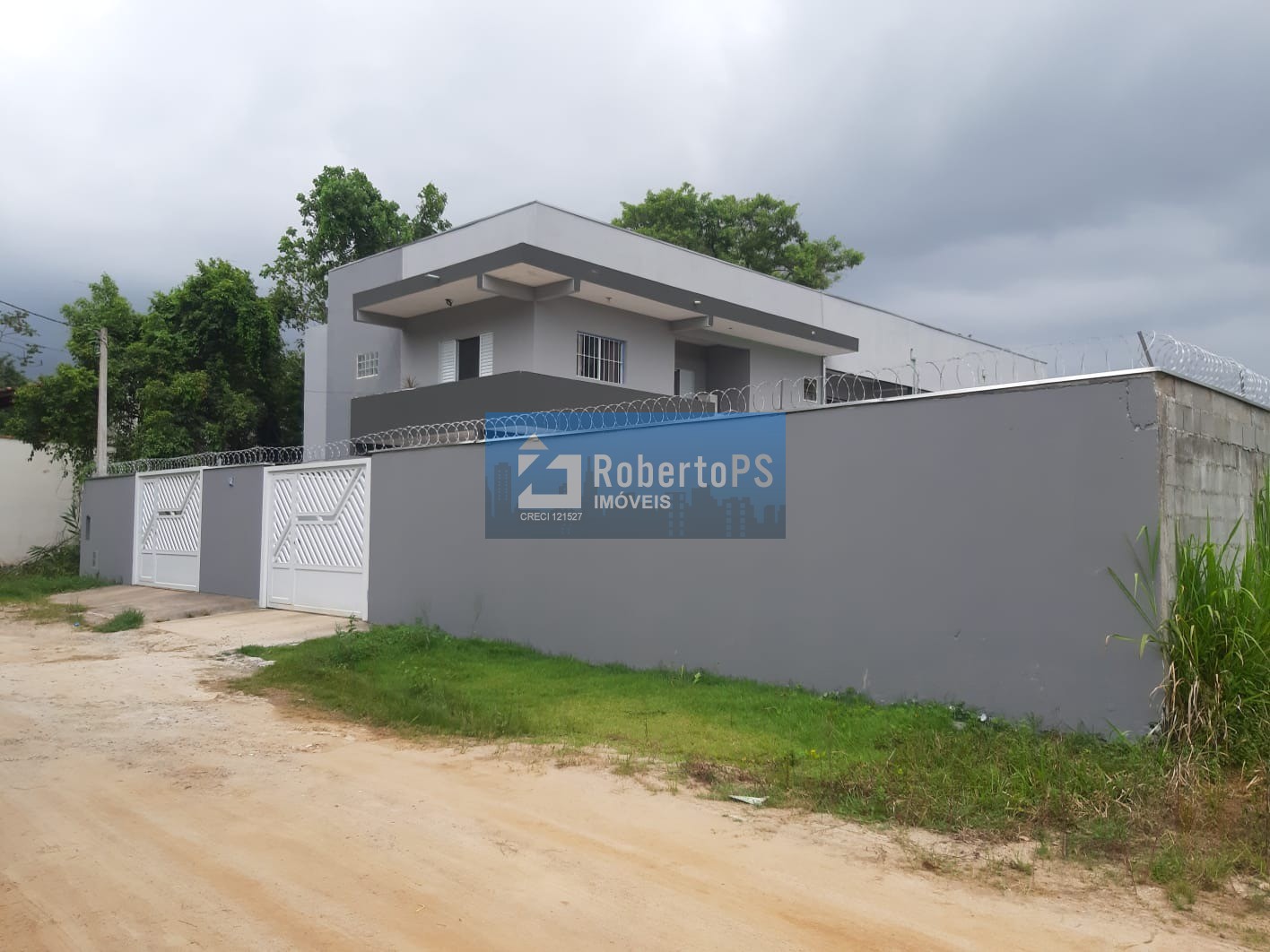Oportunidade imperdível: Pousada à venda em Caraguatatuba-SP, bairro Tabatinga - 8 quartos, 8 suítes, 8 banheiros, 10 vagas, 595m²!
