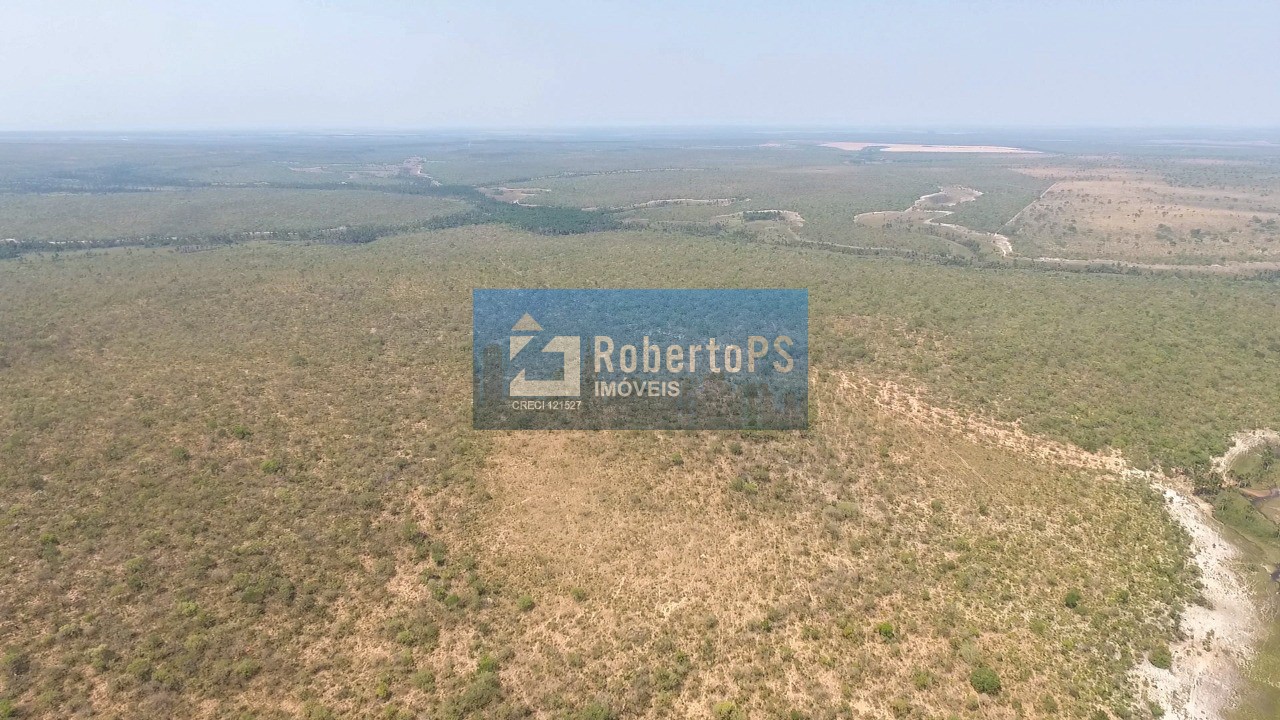Oportunidade única: Fazenda à venda em Alvorada do Norte-GO, bairro Ipiranga, com 4 quartos, 1 sala, 2 banheiros, 3 vagas de garagem, 5.080.600,00 m².