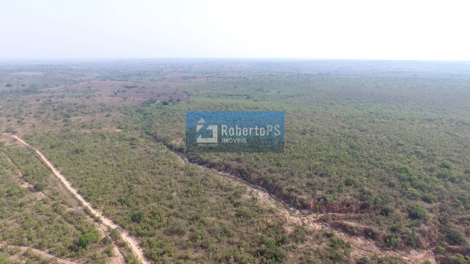 Oportunidade única: Fazenda à venda em Alvorada do Norte-GO, bairro Ipiranga, com 4 quartos, 1 sala, 2 banheiros, 3 vagas de garagem, 5.080.600,00 m².