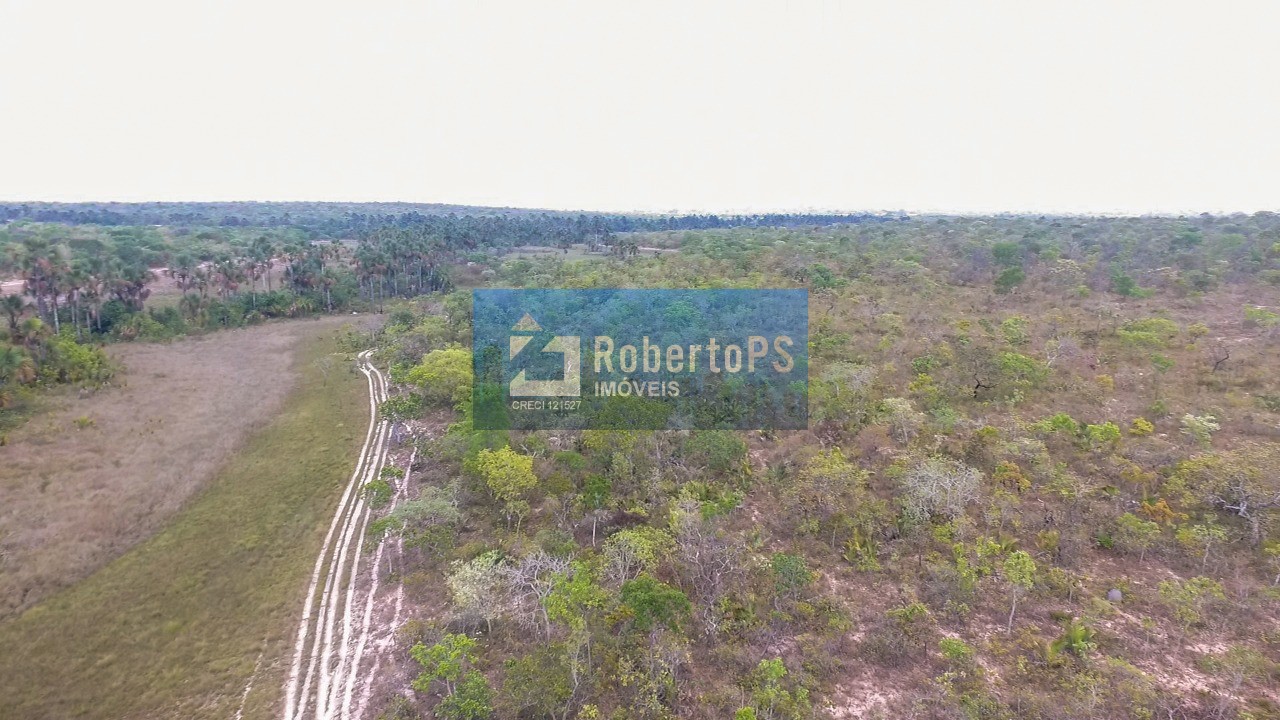 Oportunidade única: Fazenda à venda em Alvorada do Norte-GO, bairro Ipiranga, com 4 quartos, 1 sala, 2 banheiros, 3 vagas de garagem, 5.080.600,00 m².