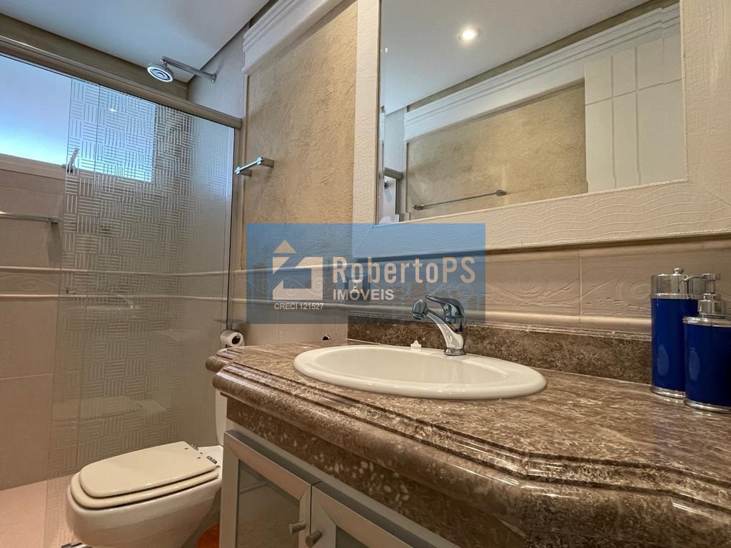 Maravilhosa cobertura na Riviera de São Lourenço com 4 suítes, mobiliado e planejado com piscina privativa.