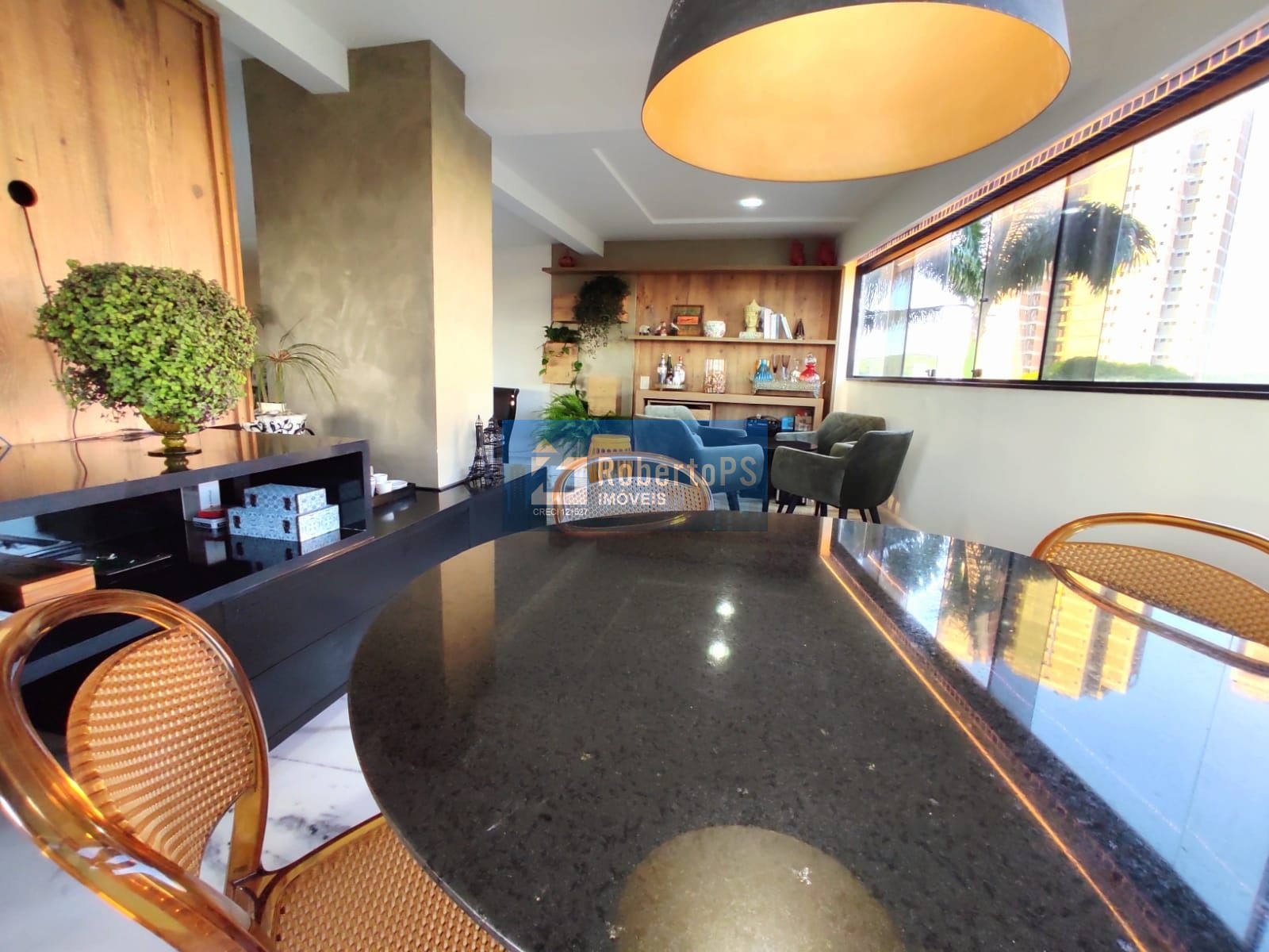 Apartamento lindíssimo em Natal vendido todo mobiliado e com planejados. Apartamento é 1 por andar.