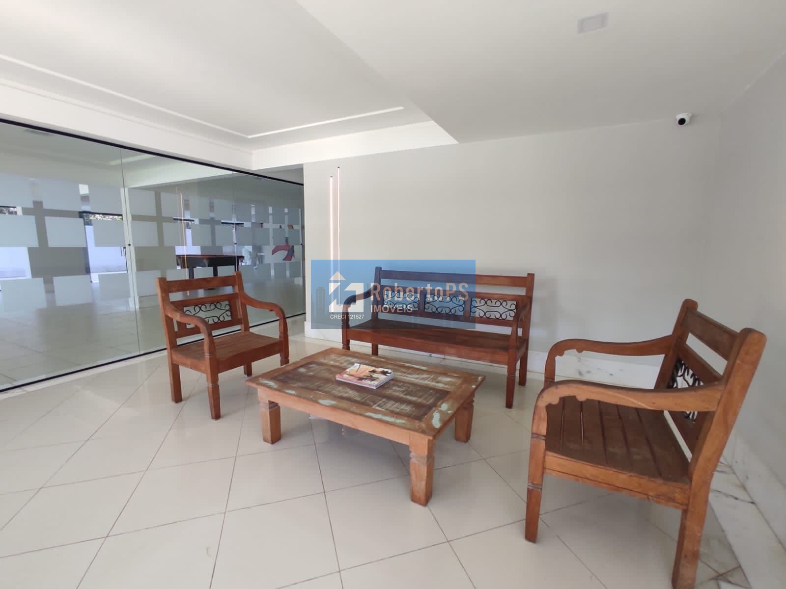 Apartamento lindíssimo em Natal vendido todo mobiliado e com planejados. Apartamento é 1 por andar.
