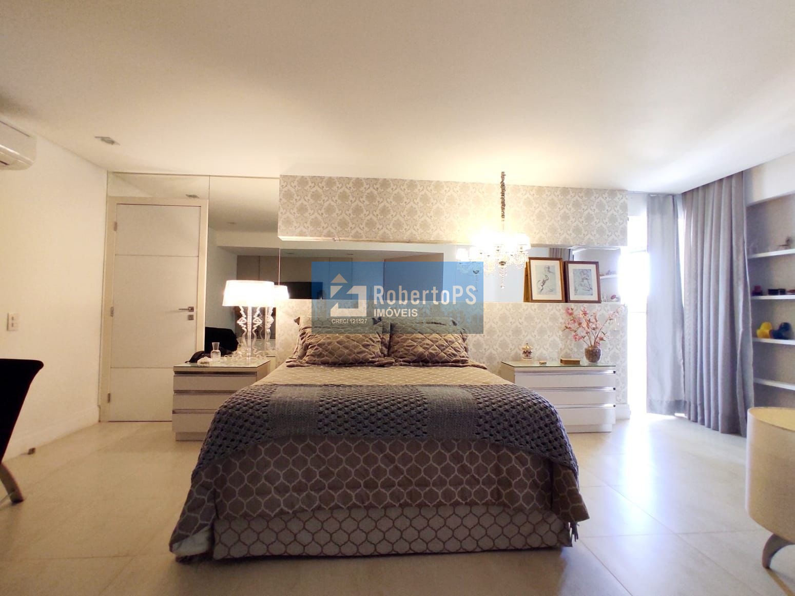 Apartamento lindíssimo em Natal vendido todo mobiliado e com planejados. Apartamento é 1 por andar.