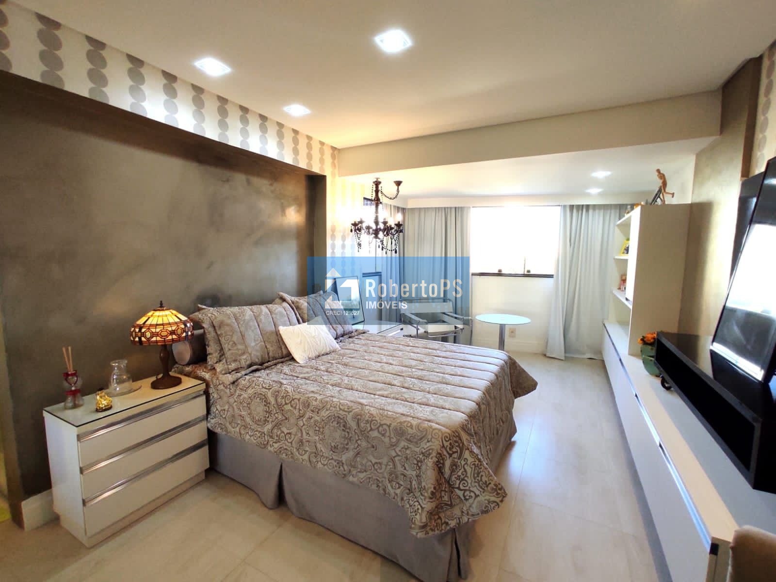 Apartamento lindíssimo em Natal vendido todo mobiliado e com planejados. Apartamento é 1 por andar.