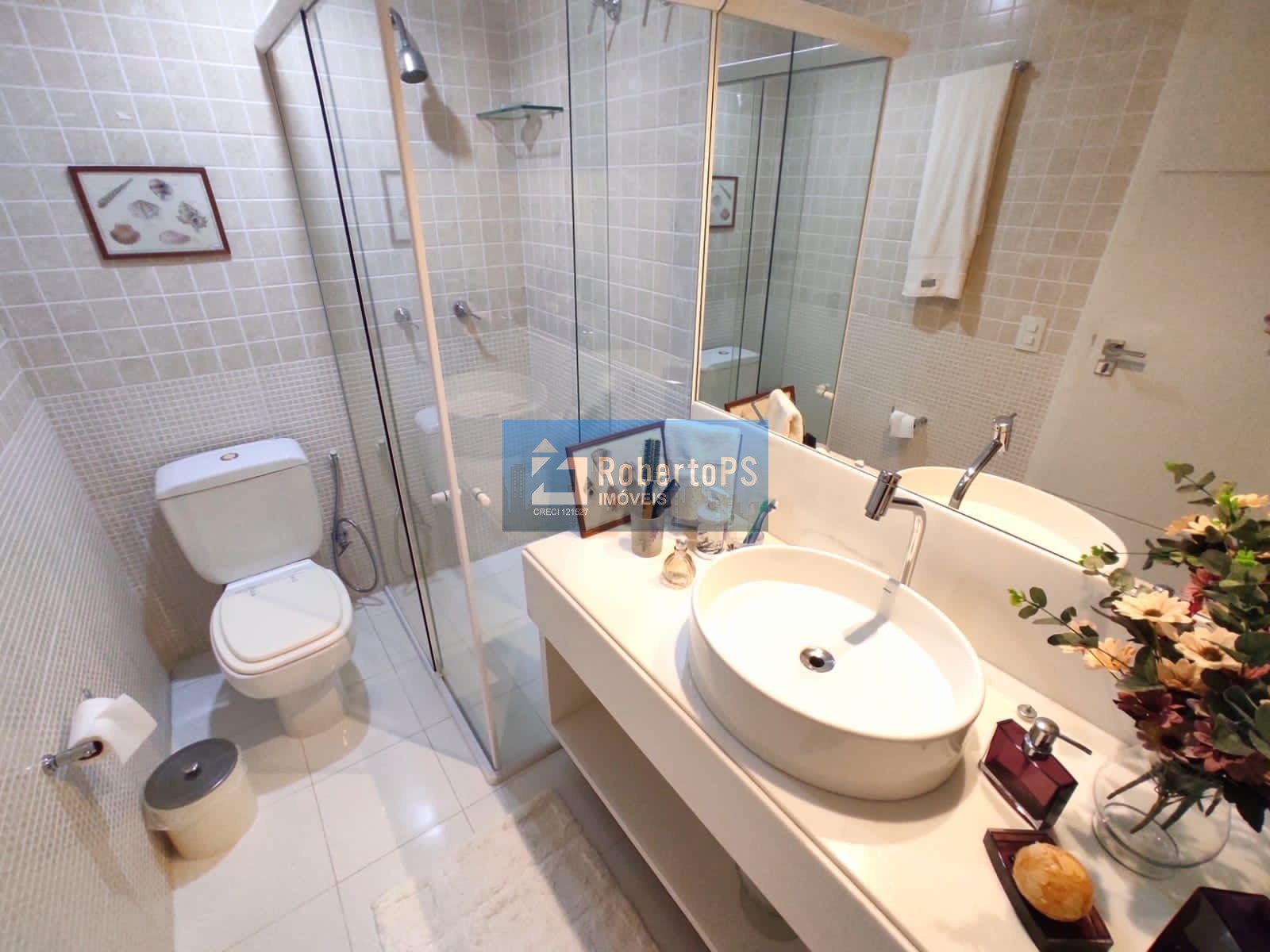 Apartamento lindíssimo em Natal vendido todo mobiliado e com planejados. Apartamento é 1 por andar.