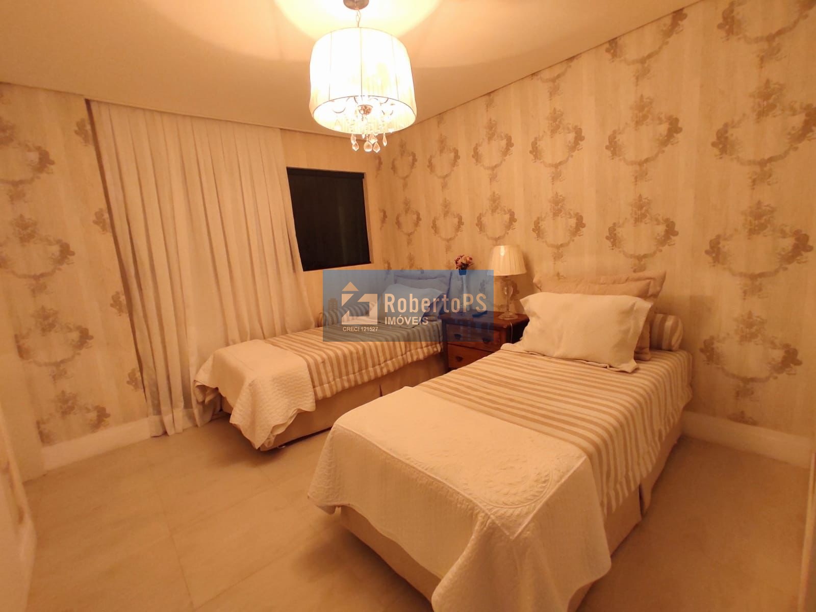 Apartamento lindíssimo em Natal vendido todo mobiliado e com planejados. Apartamento é 1 por andar.