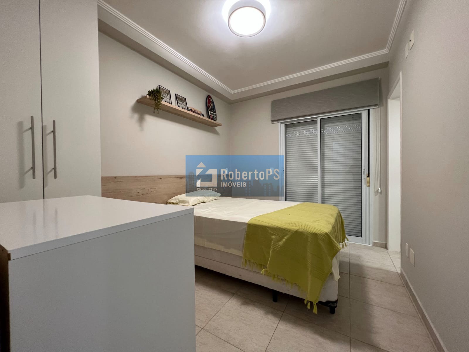 Apartamento lindíssimo na Riviera de São Lourenço com 3 suítes, lavabo, mobiliado e decorado. Oportunidade!