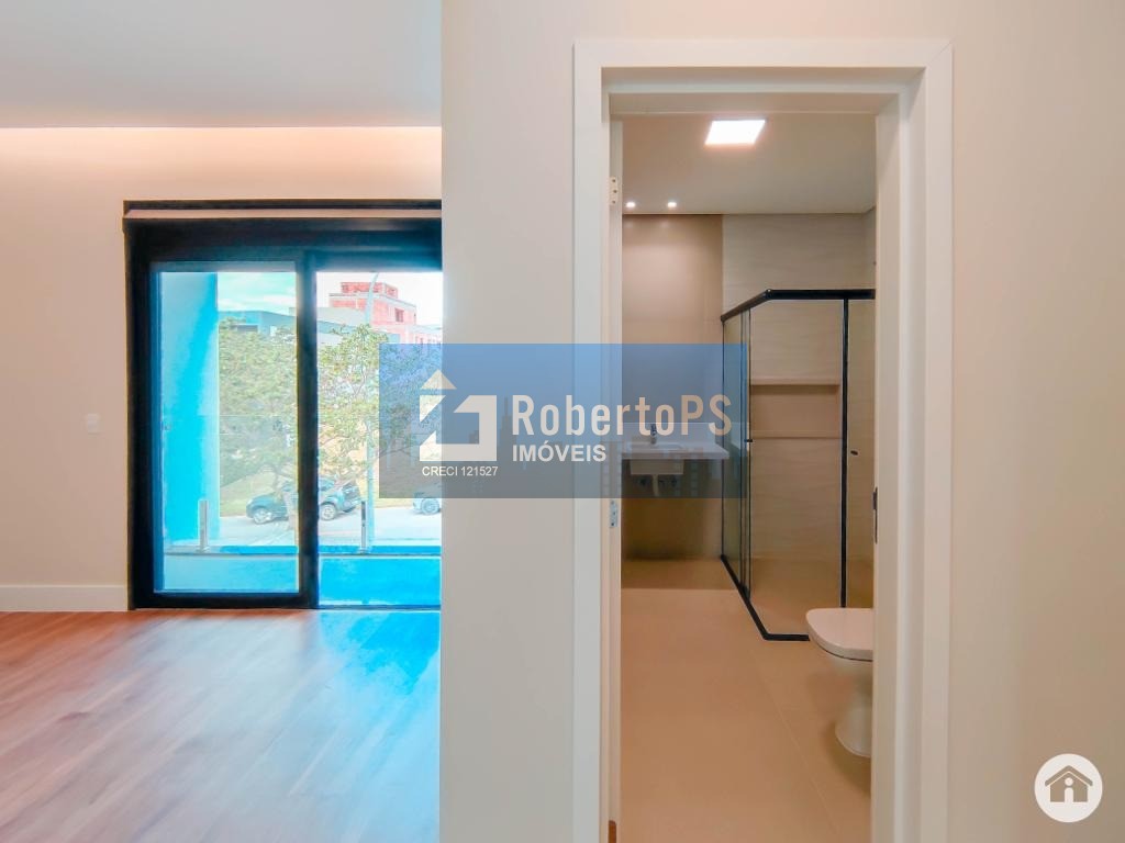 Casa Maraviilhosa em condomínio no Urbanova com energia solar e piscina com borda infinita