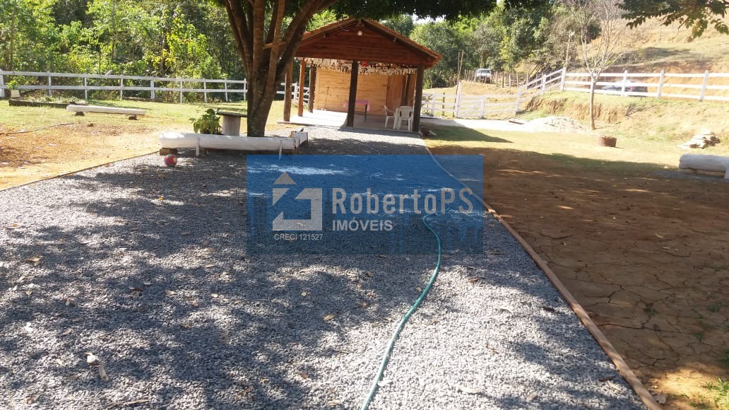 Maravilhoso sitio a venda em monteiro lobato