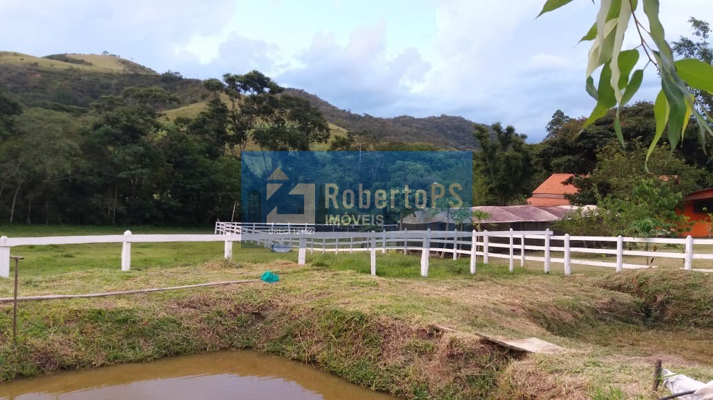 Maravilhoso sitio a venda em monteiro lobato