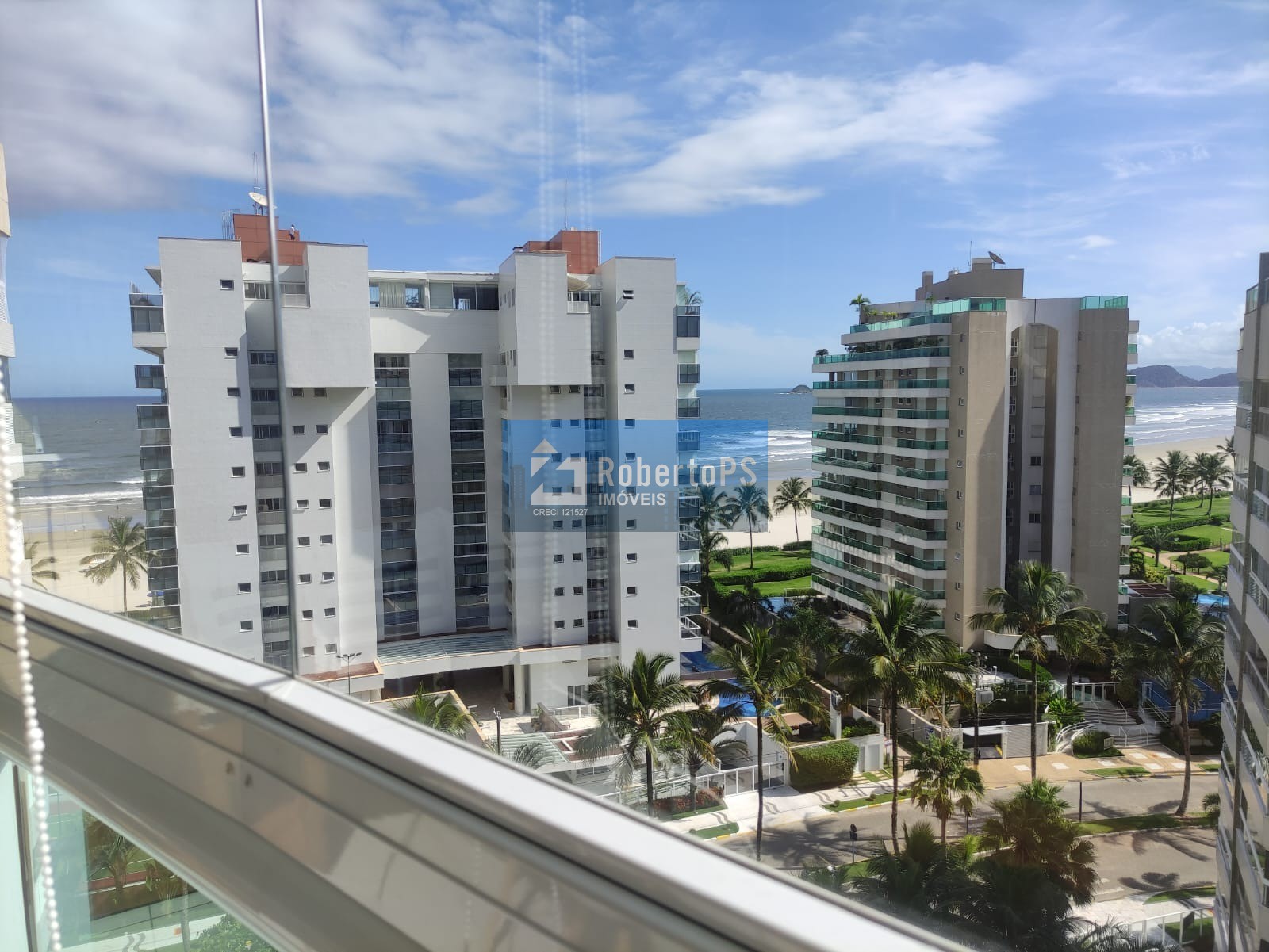 Apartamento lindíssimo na Riviera de São Lourenço com 3 suítes, mobiliado e planejado