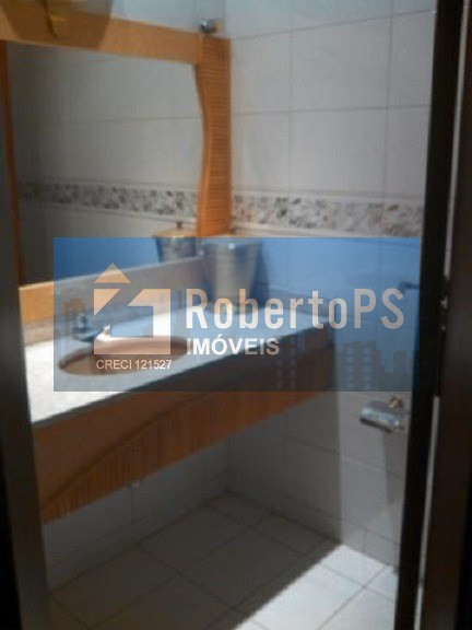 Belíssimo Apartamento de 187m² com Localização Privilegiada e Área de Lazer, no Centro de Taubaté.